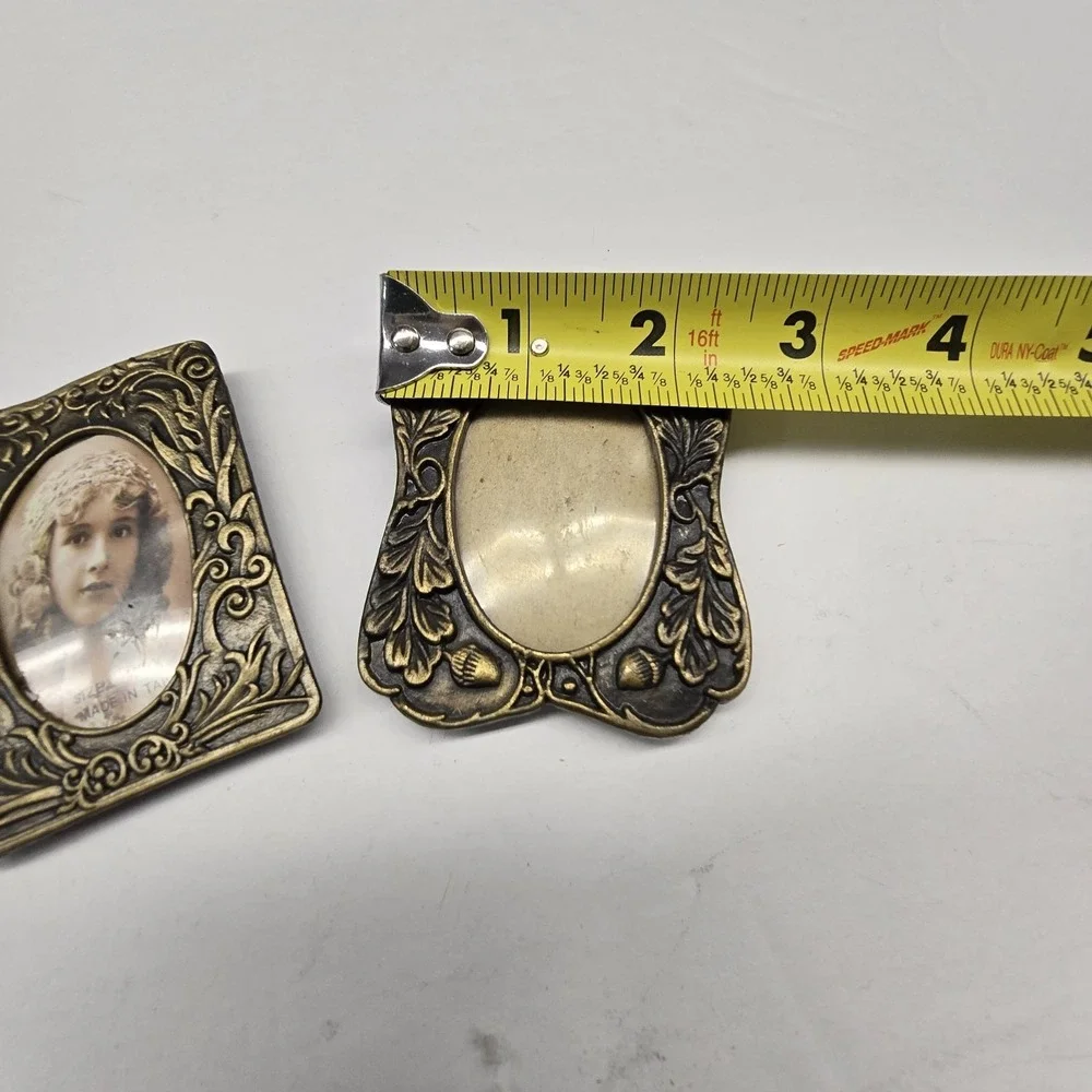 Vintage‎ Set of 2 Metal Picture Frames Miniature Easel Brass Finish Velvet Back